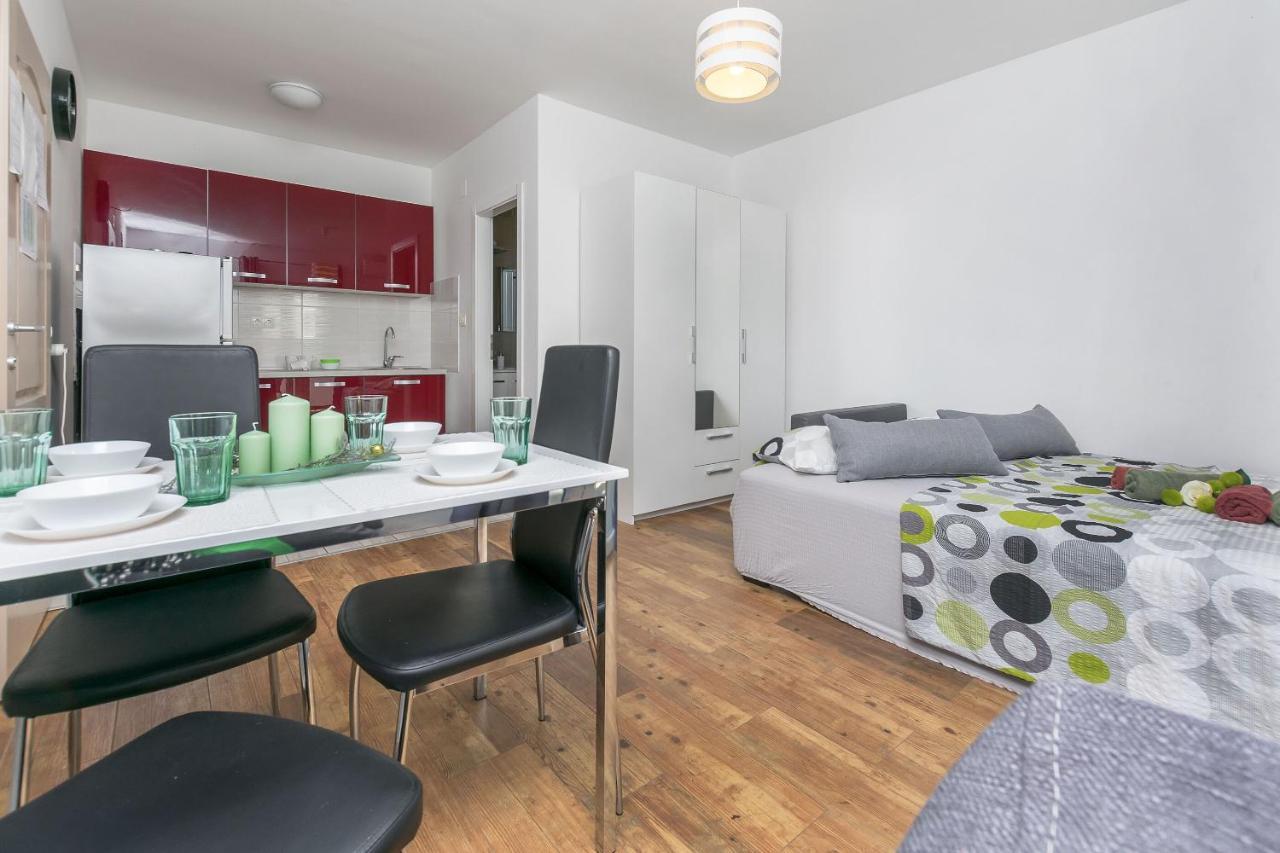 Apartments Lorenzo Локва-Рогозниця Екстер'єр фото