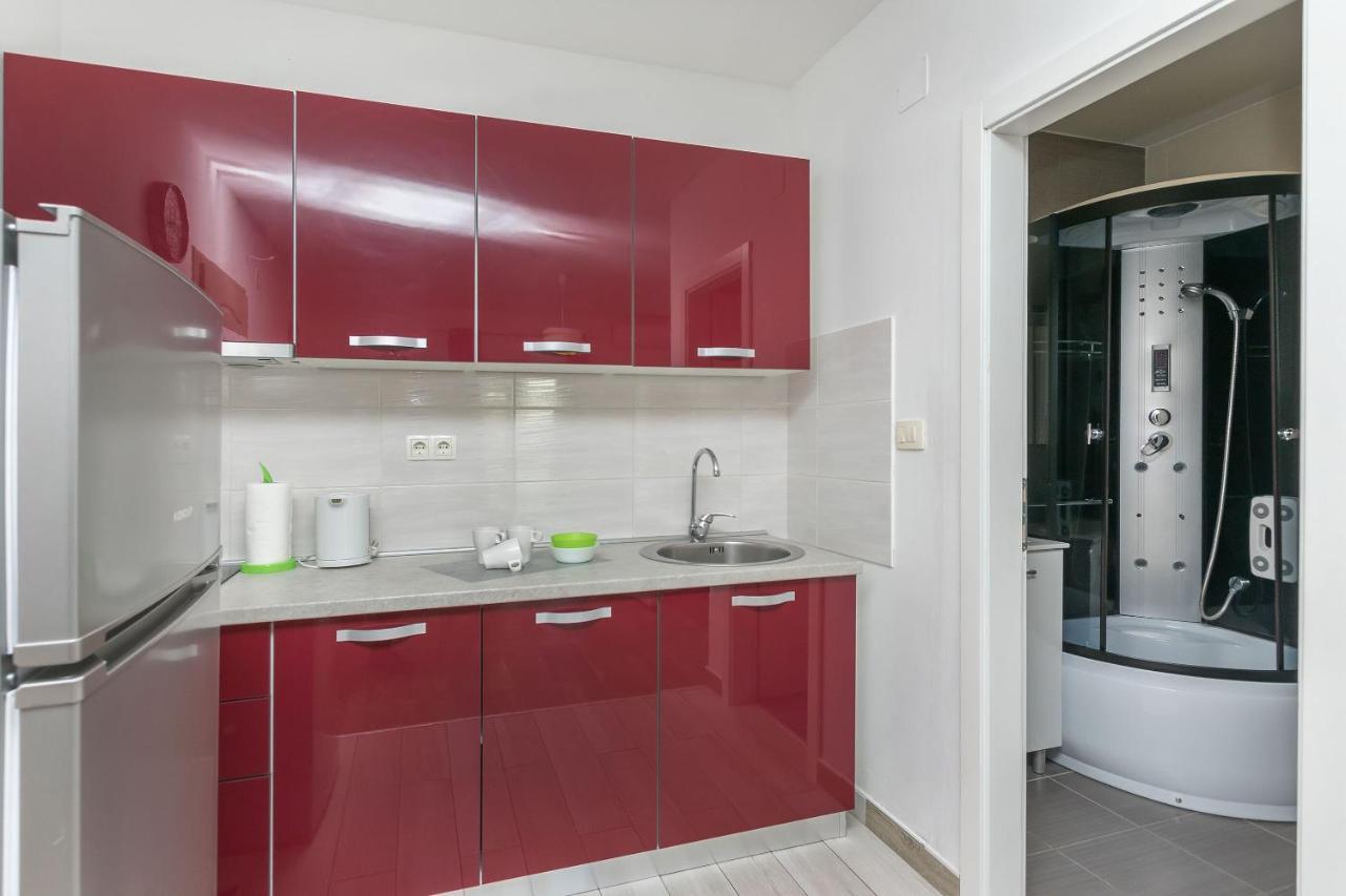 Apartments Lorenzo Локва-Рогозниця Екстер'єр фото