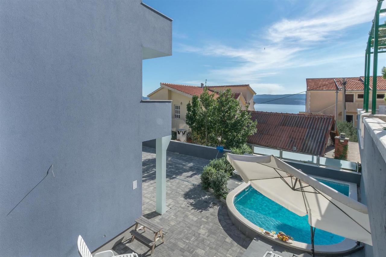 Apartments Lorenzo Локва-Рогозниця Екстер'єр фото