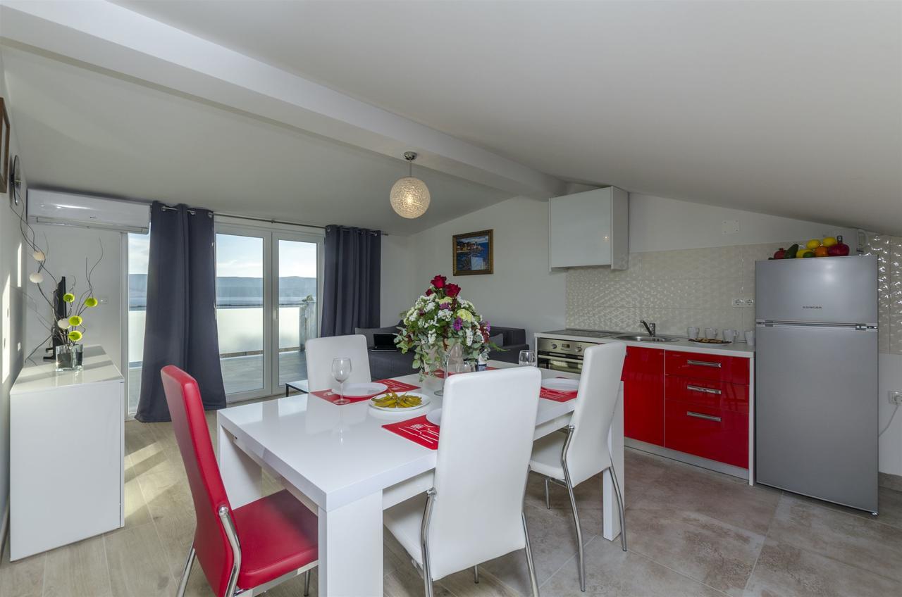 Apartments Lorenzo Локва-Рогозниця Екстер'єр фото